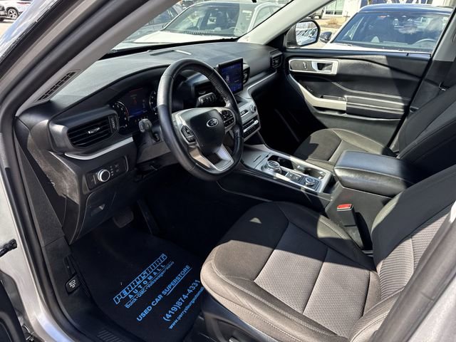 Used 2022 Ford Explorer XLT w/ Class IV Trailer Tow Package image 10