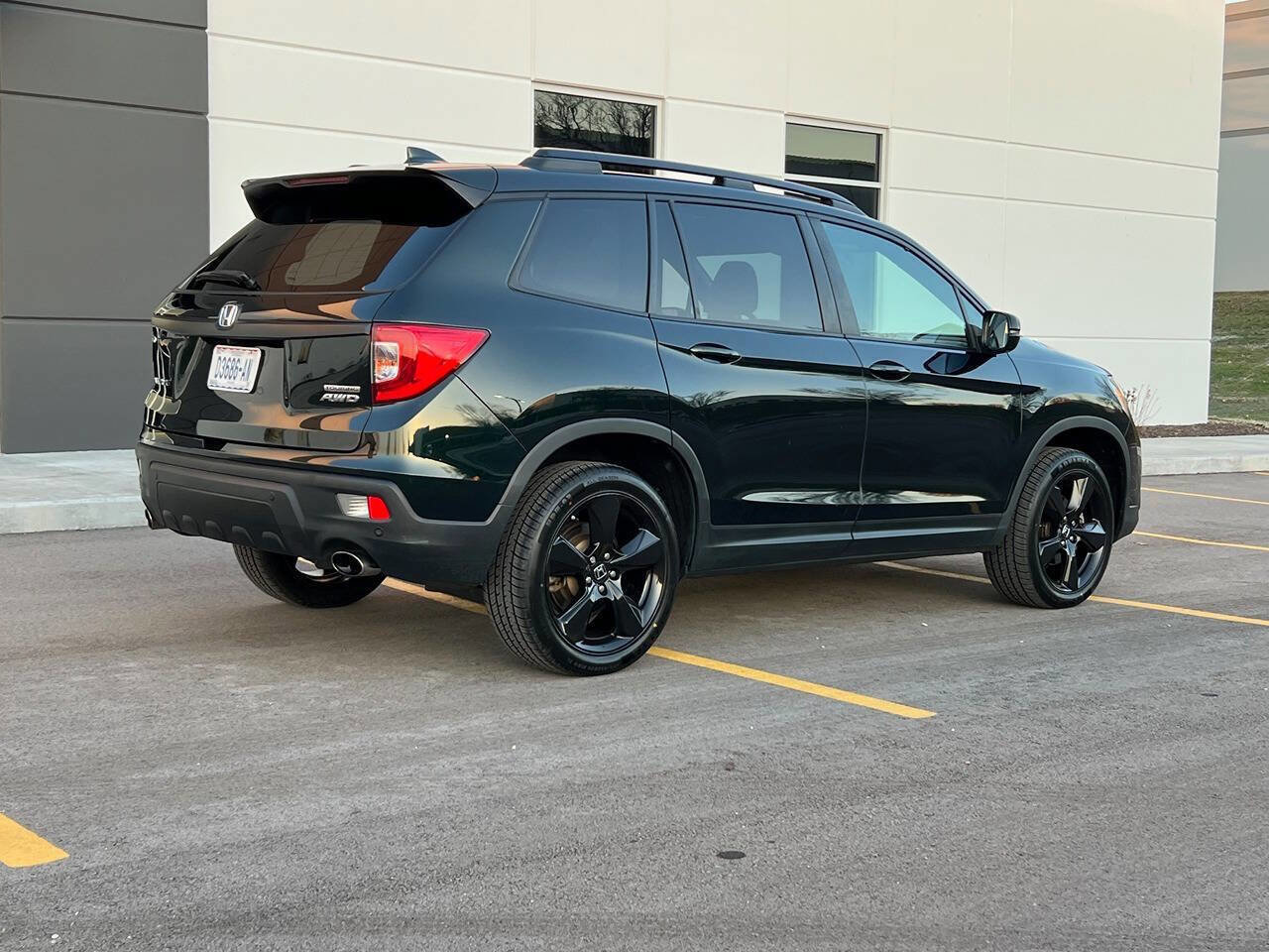 Used 2019 Honda Passport Touring image 4