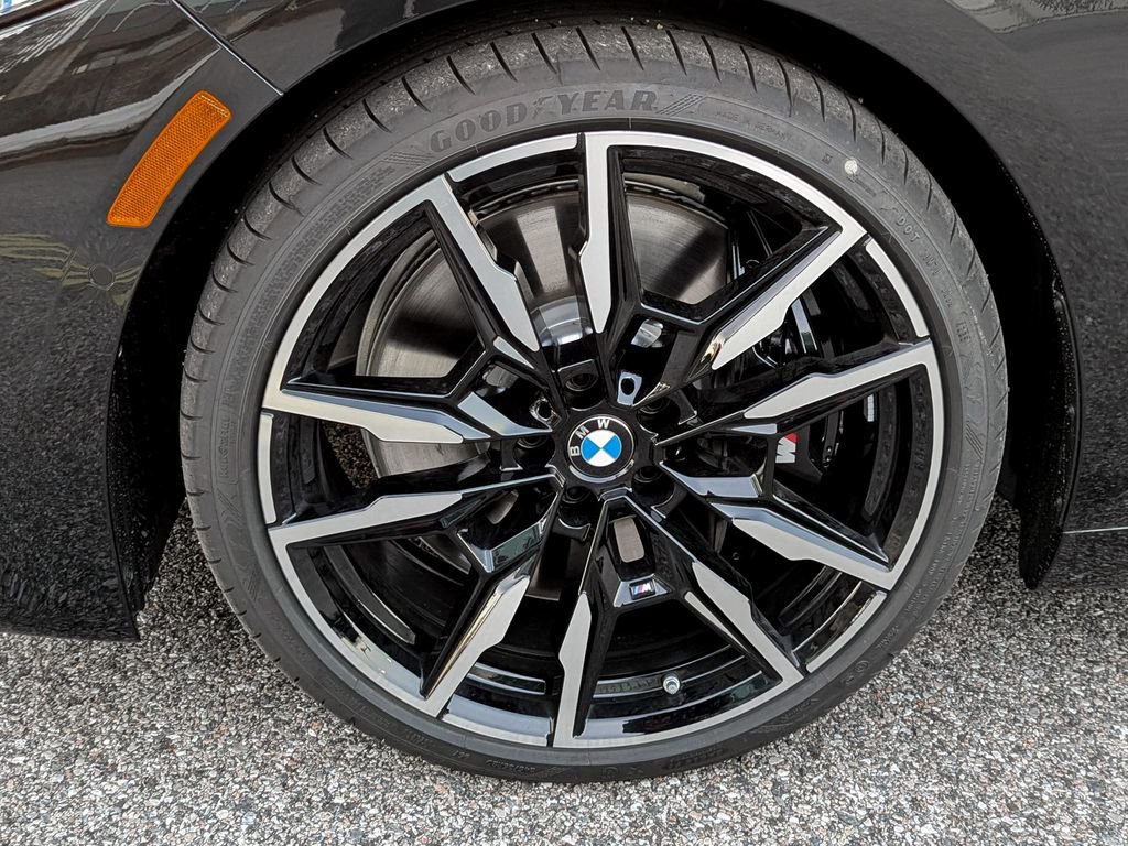 New 2026 BMW M850i xDrive w/ M Sport Professional Package image 33