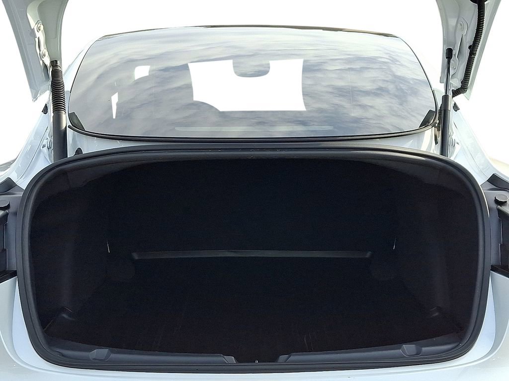 Used 2021 Tesla Model 3 Standard Range Plus image 28