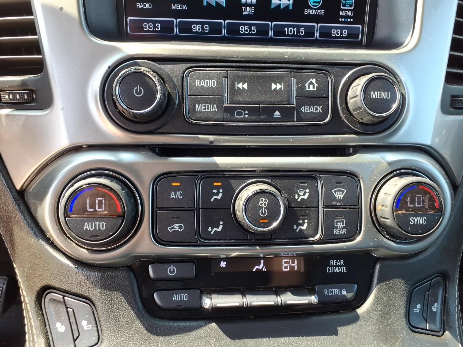 Used 2017 Chevrolet Suburban LT RWD image 23