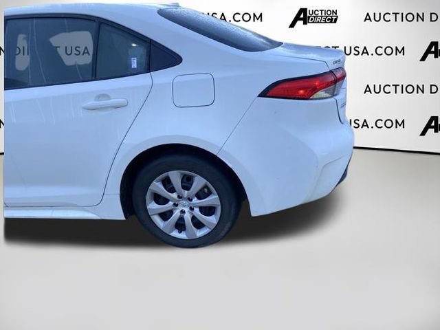 Used 2024 Toyota Corolla LE FWD image 12