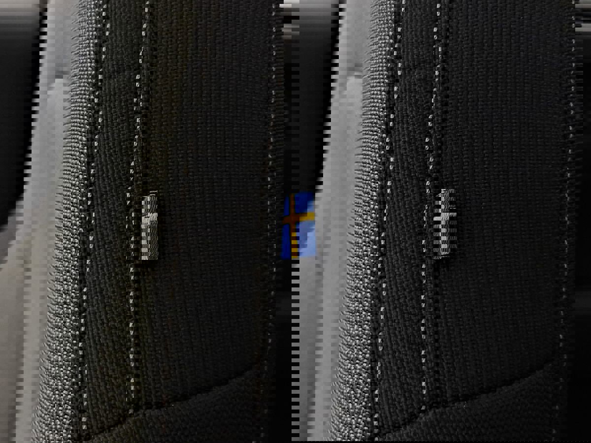 Used 2024 Volvo XC40 B5 Core image 29