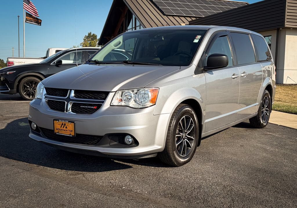 Used 2018 Dodge Grand Caravan SE w/ UConnect Hands-Free Group FWD image 15