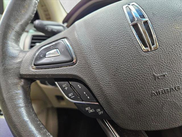 Used 2013 Lincoln MKZ Hybrid image 12