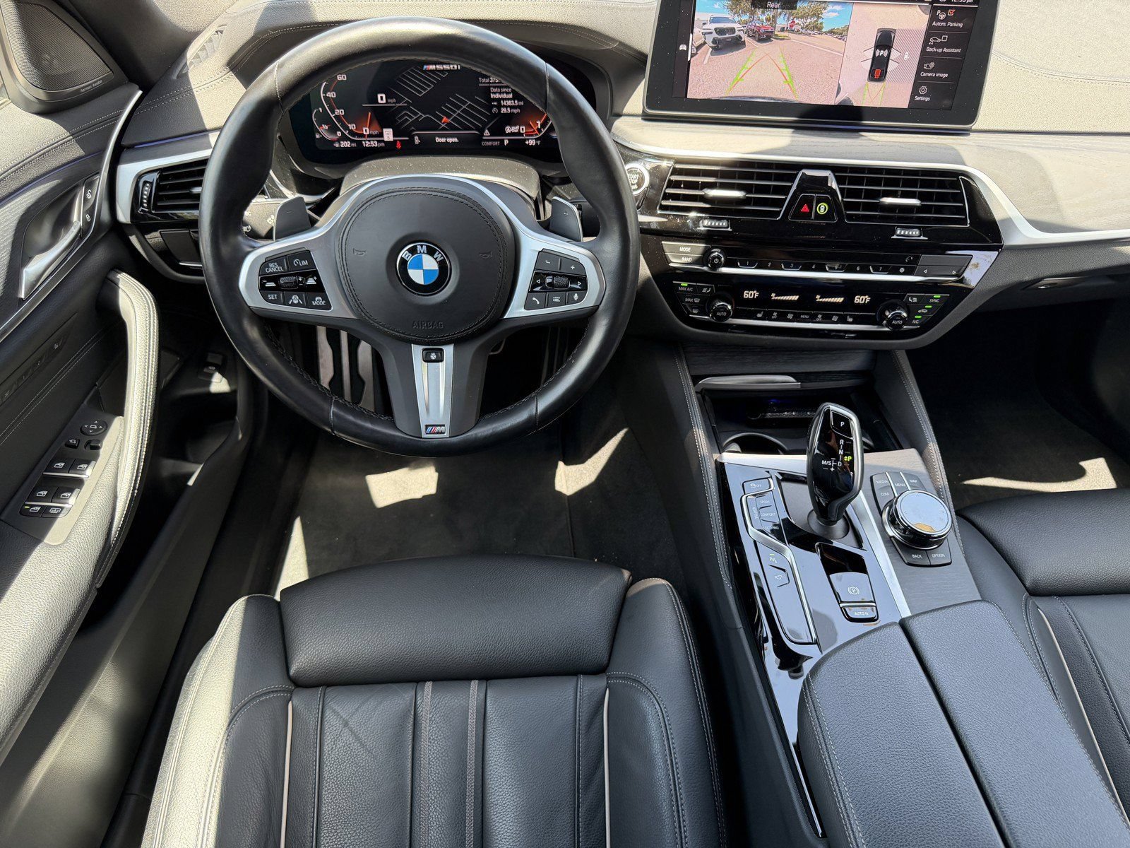 Used 2023 BMW M550i xDrive w/ Executive Package AWD/4WD image 16