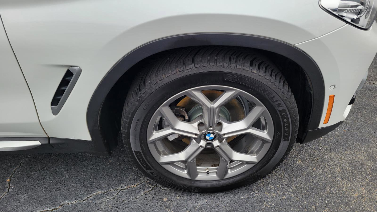 Used 2020 BMW X3 xDrive30e w/ Convenience Package image 17