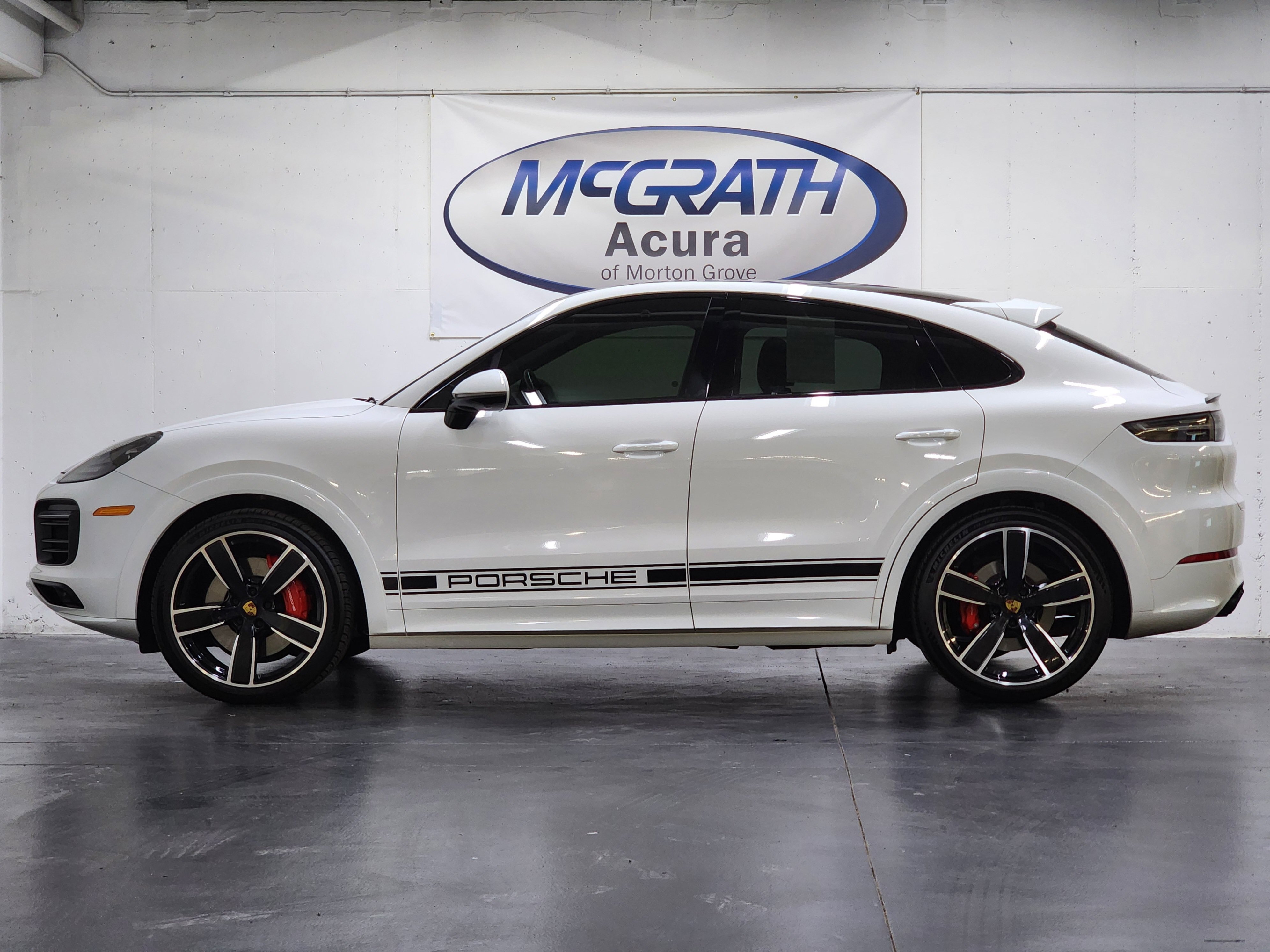 Used 2021 Porsche Cayenne GTS AWD/4WD image 10