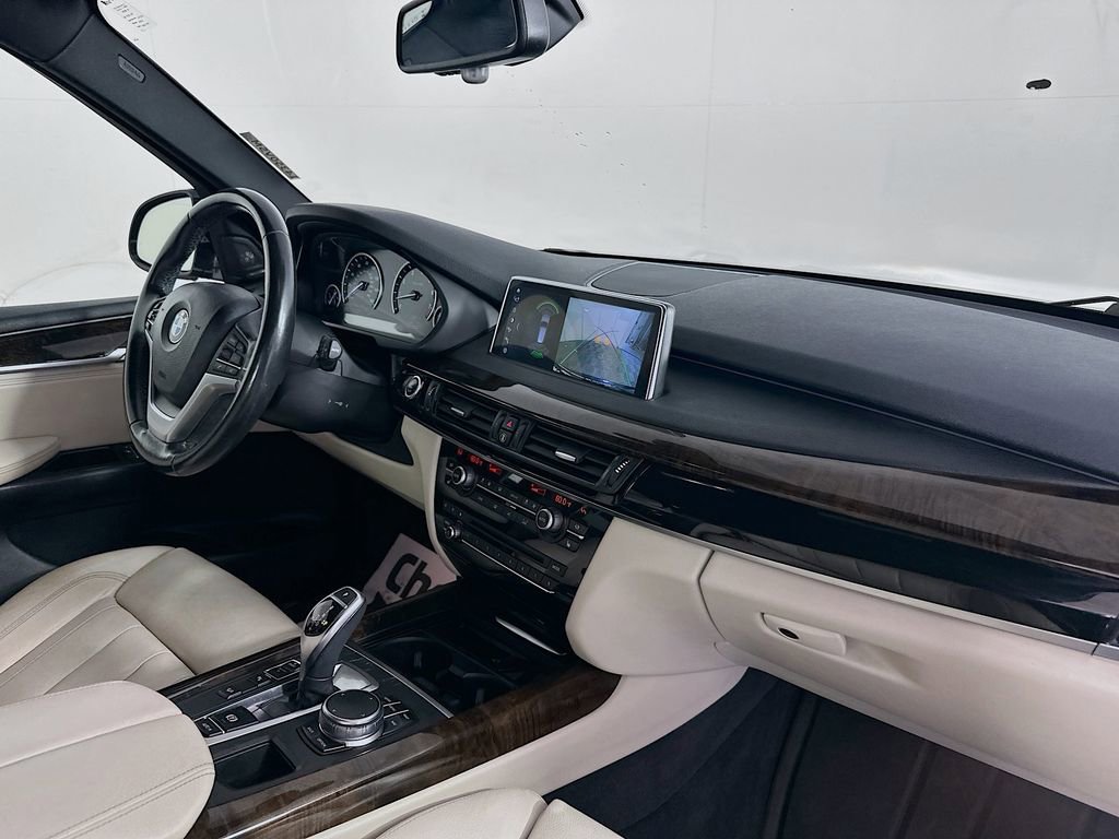 Used 2018 BMW X5 xDrive35i w/ Driving Assistance Package AWD/4WD image 32
