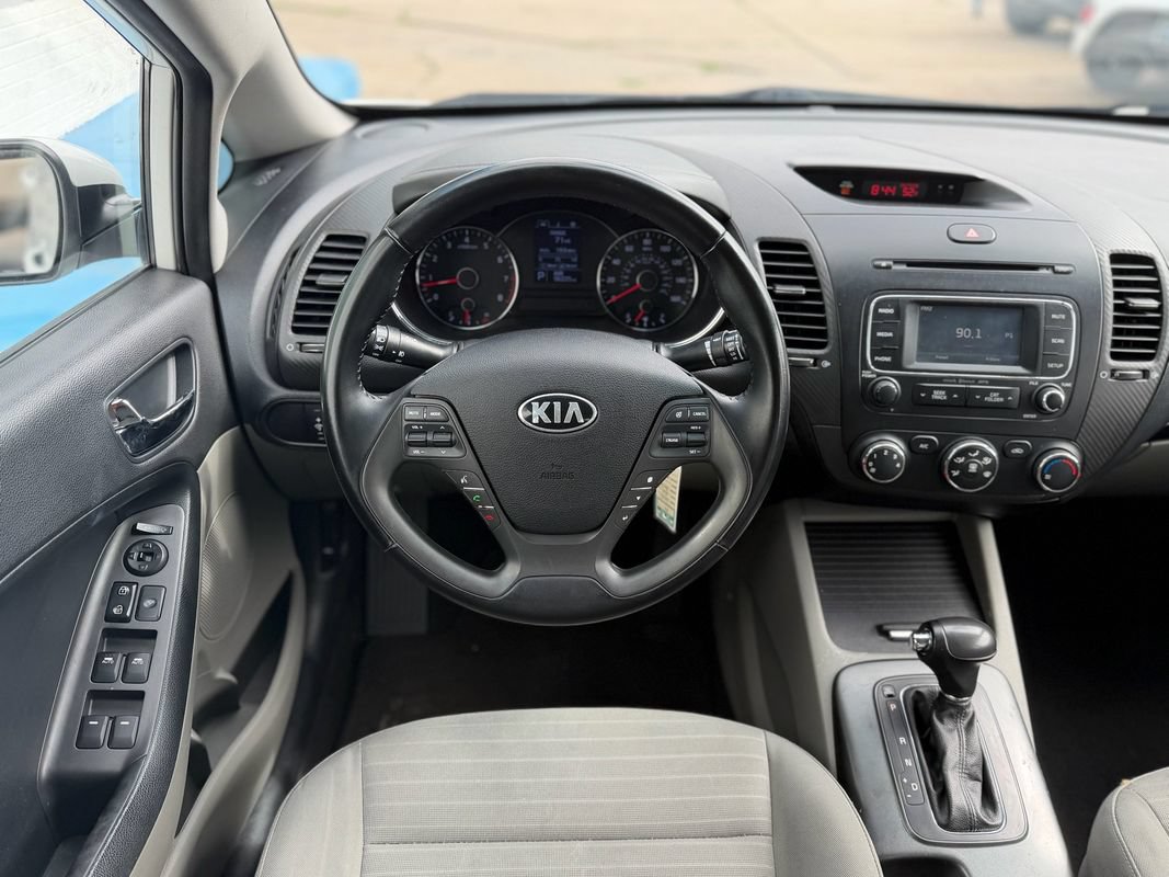 Used 2016 Kia Forte EX FWD image 13