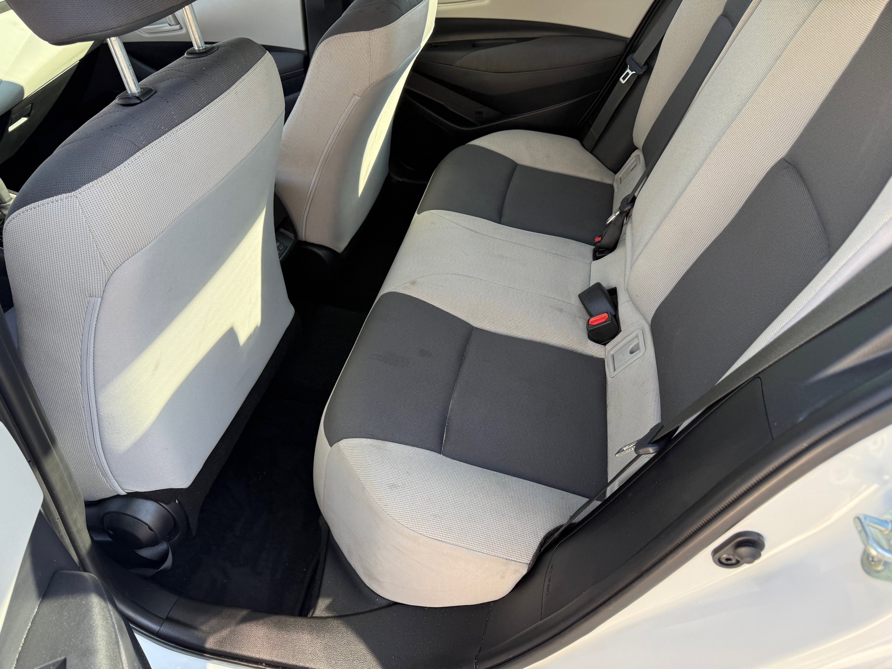 Used 2025 Toyota Corolla LE w/ Convenience Package FWD image 10