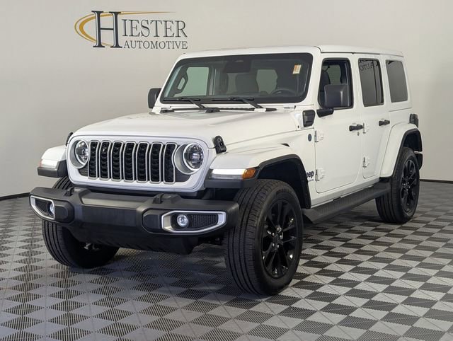 Used 2025 Jeep Wrangler Unlimited Sahara image 4