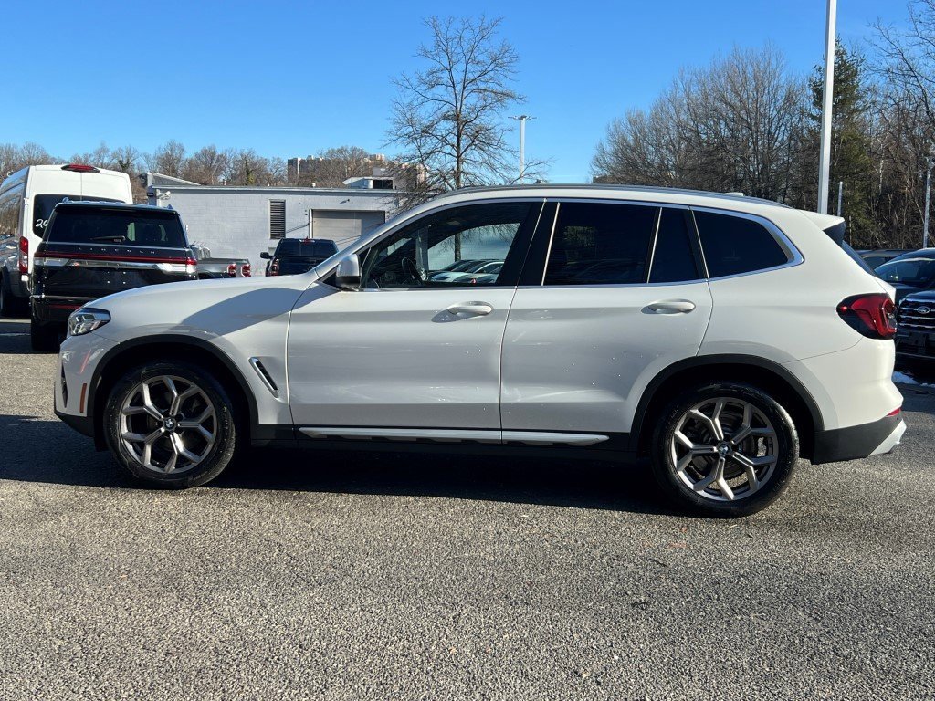 Used 2024 BMW X3 xDrive30i w/ Convenience Package w/ZPA image 3