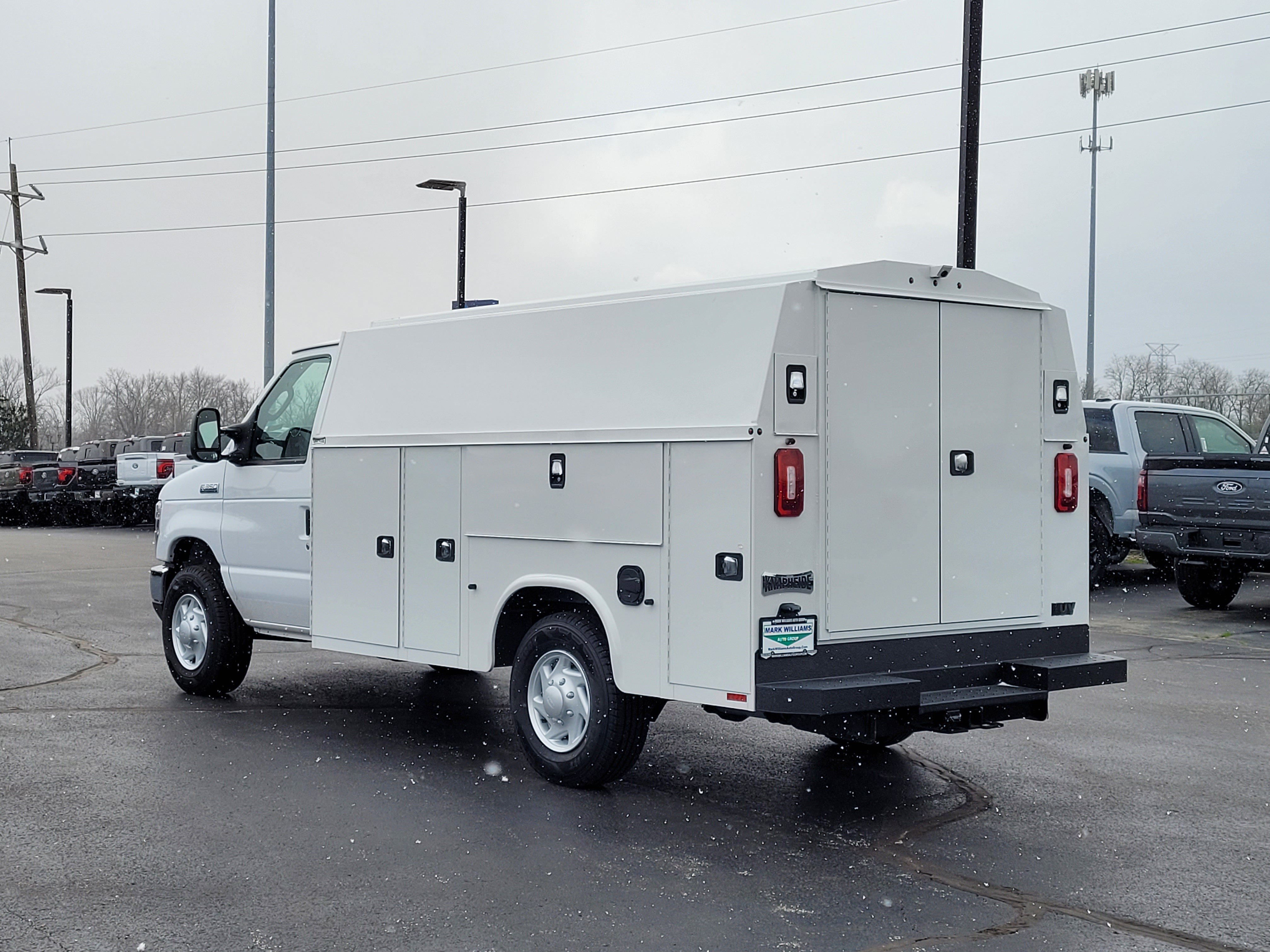 New 2026 Ford E-350 and Econoline 350 Super Duty w/ Power Equipment Group RWD image 4