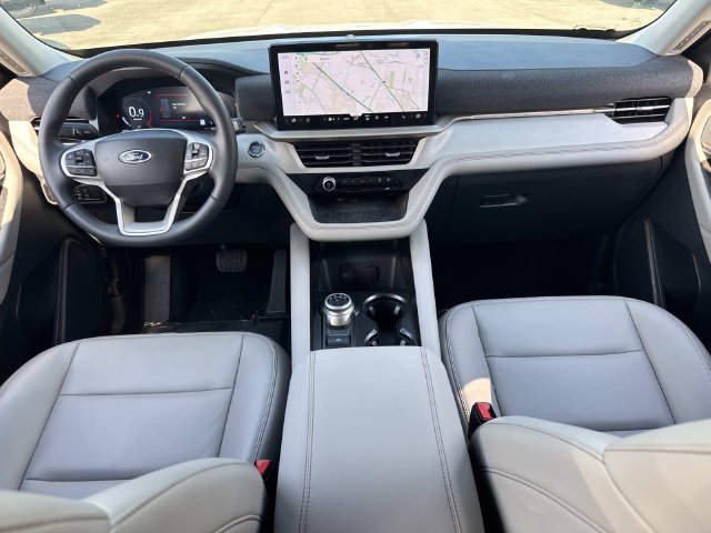 New 2026 Ford Explorer Active w/ Active Comfort Package RWD image 18