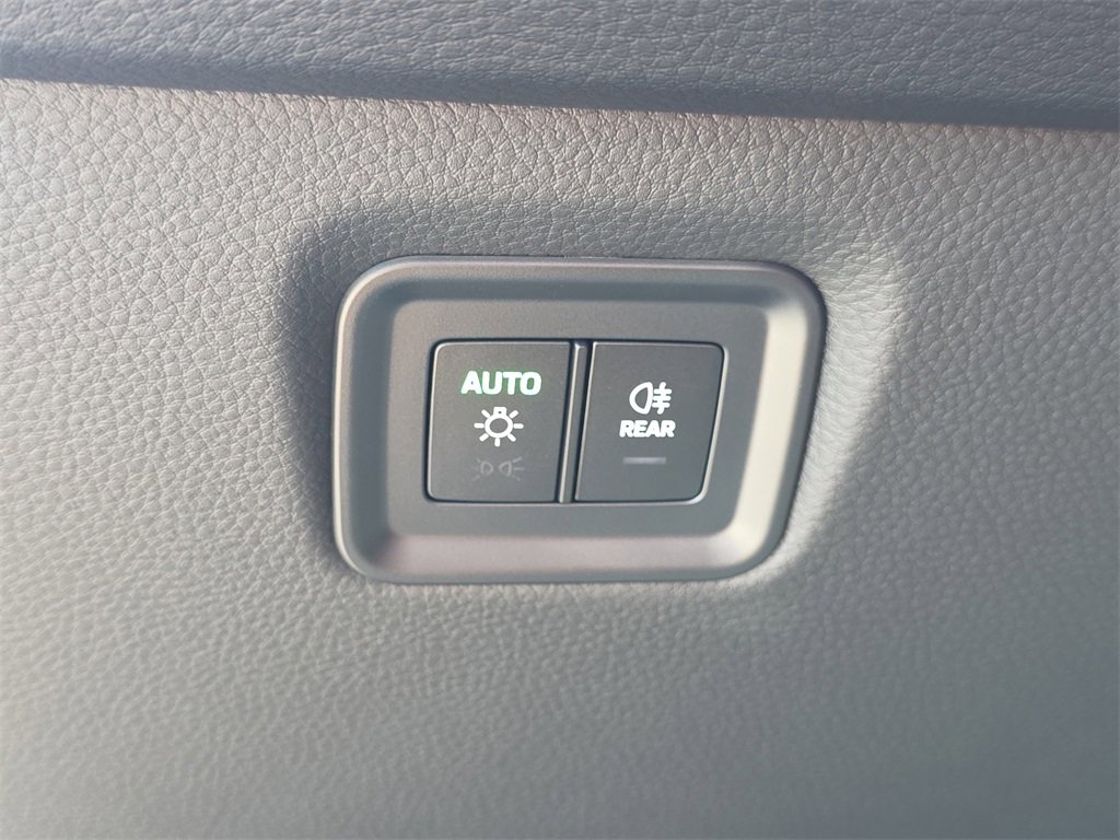 New 2026 Porsche Cayenne image 40