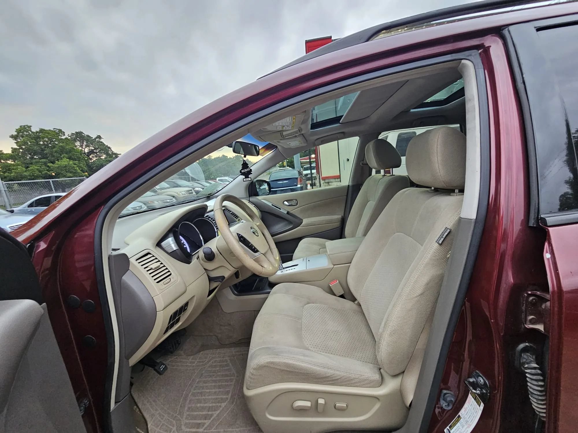Used 2012 Nissan Murano SV FWD image 28