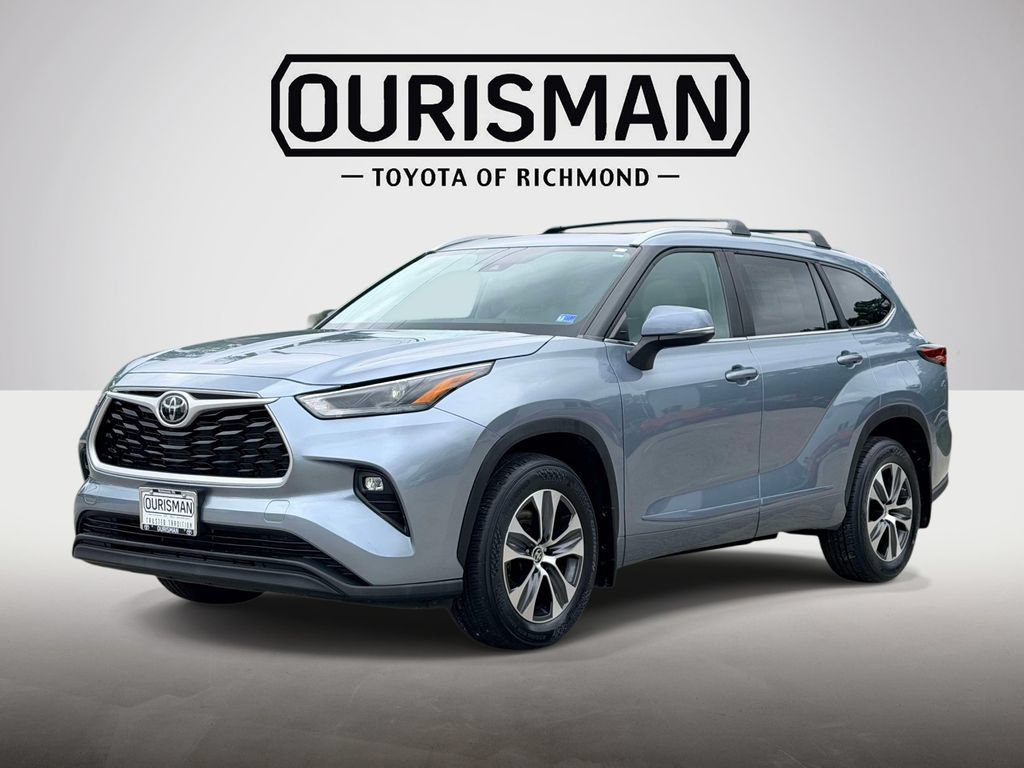 Used 2023 Toyota Highlander XLE AWD/4WD image 24