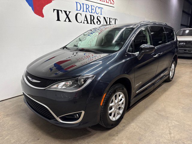 Used 2020 Chrysler Pacifica Touring-L image 12