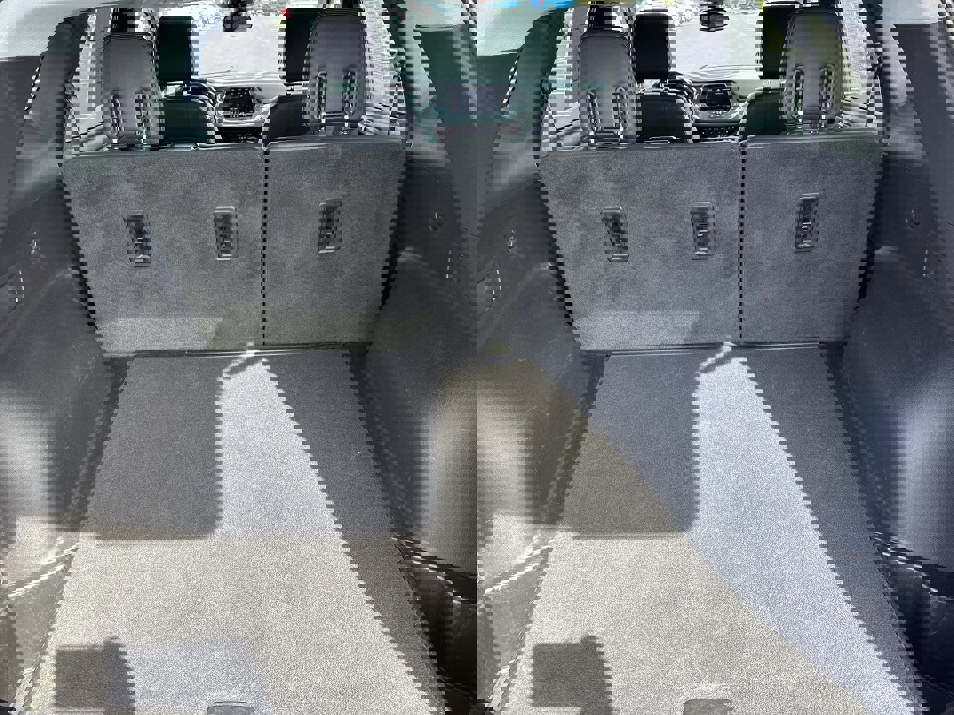 Used 2021 Chevrolet Blazer LT w/ Midnight/Sport Edition image 23