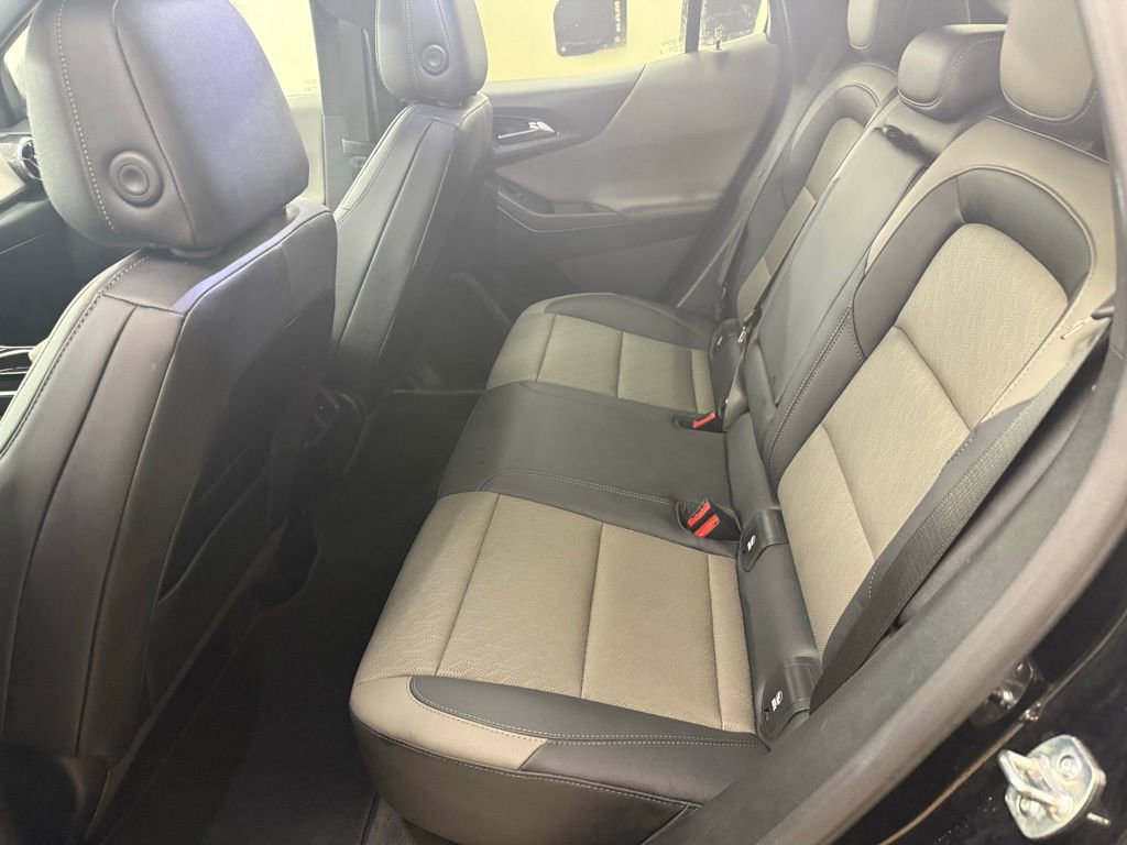 Used 2025 Chevrolet Equinox LT w/ Convenience Package II image 6