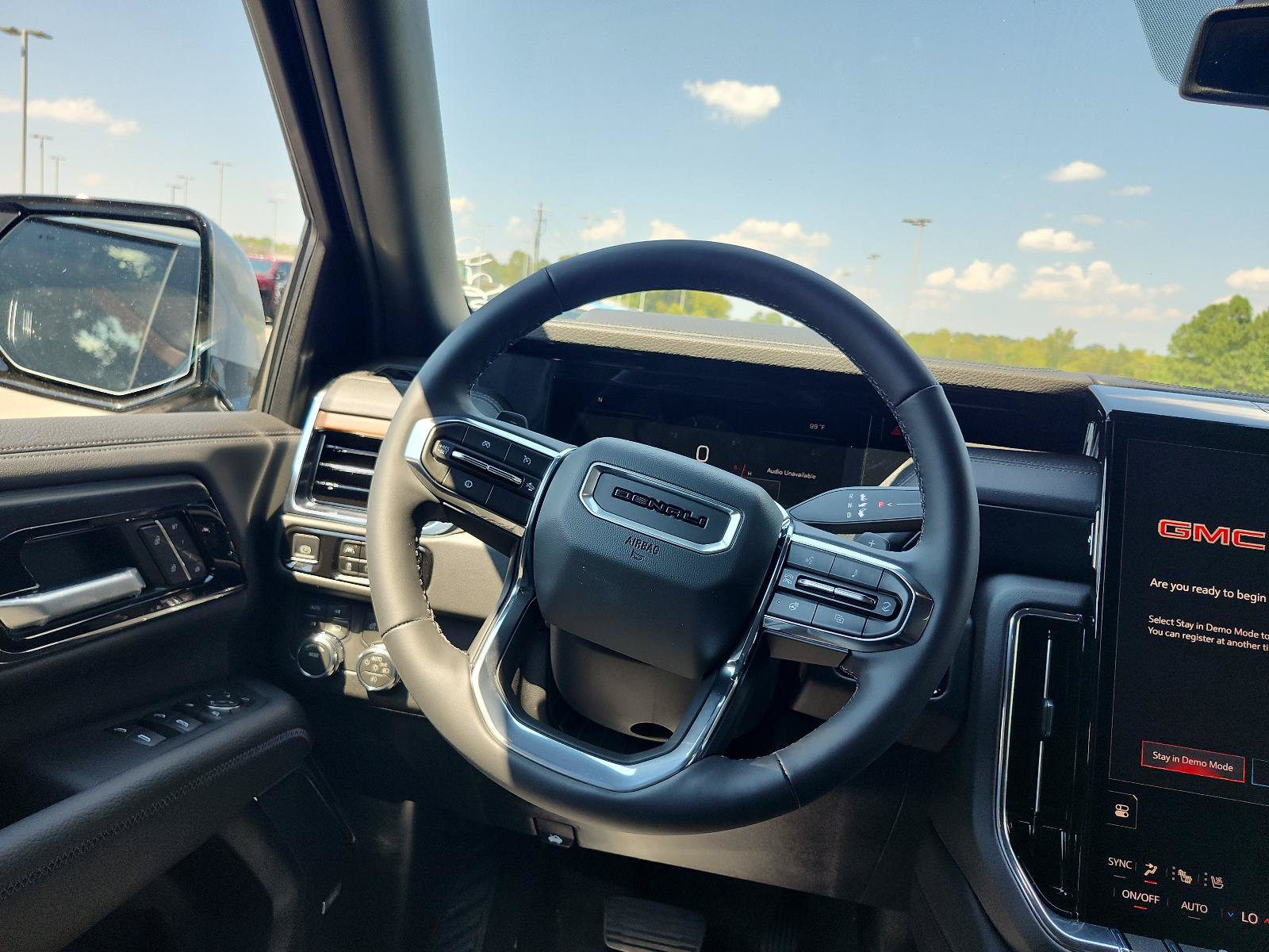 New 2026 GMC Yukon XL Denali AWD/4WD image 10