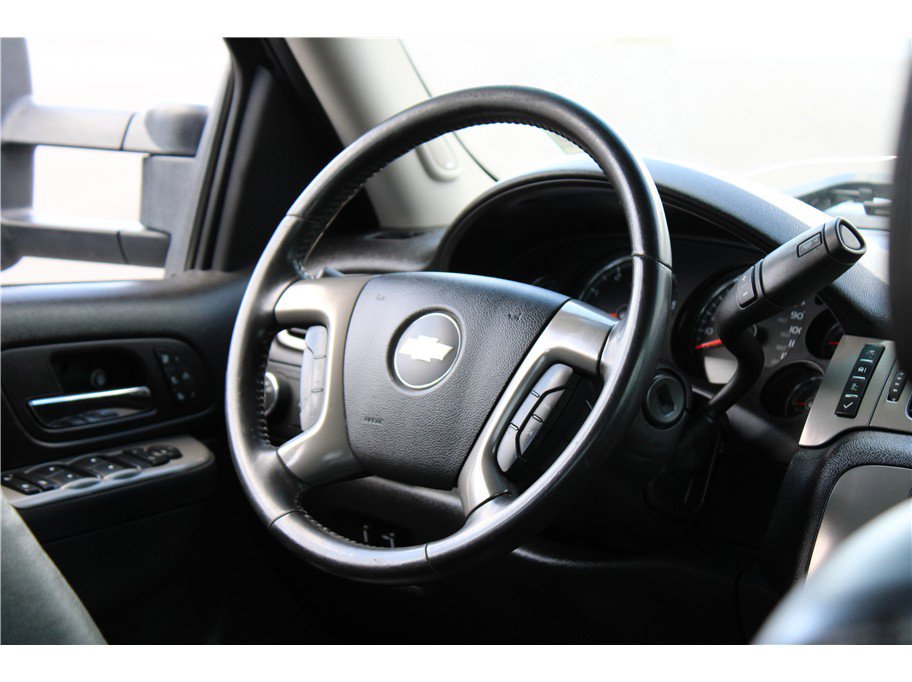 Used 2013 Chevrolet Silverado 2500 LTZ w/ LTZ Plus Package image 28