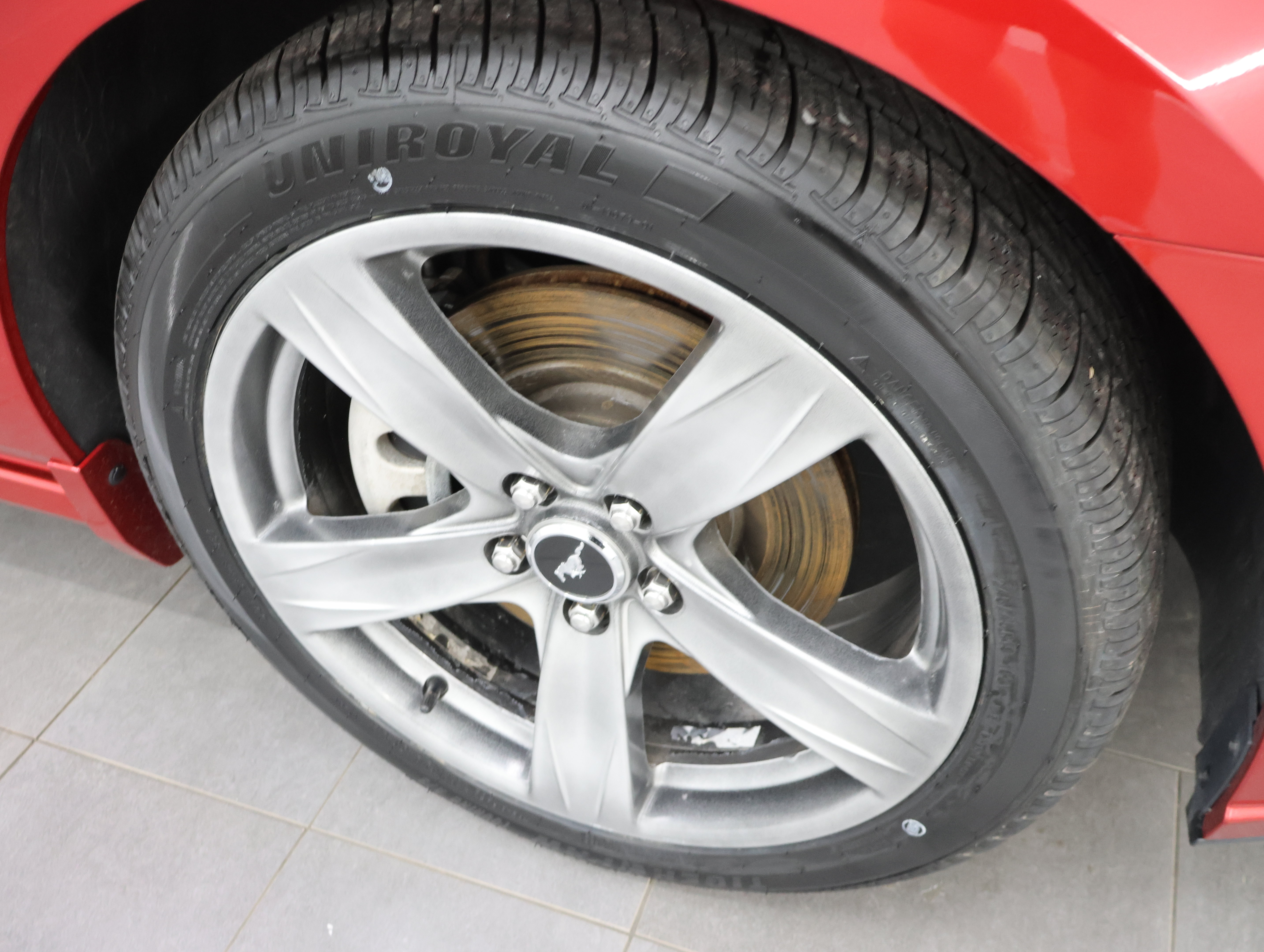 Used 2013 Ford Mustang GT Premium w/ Comfort Pkg RWD image 3