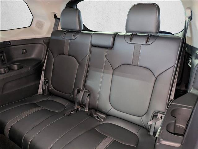 Used 2025 Honda Pilot Touring image 21