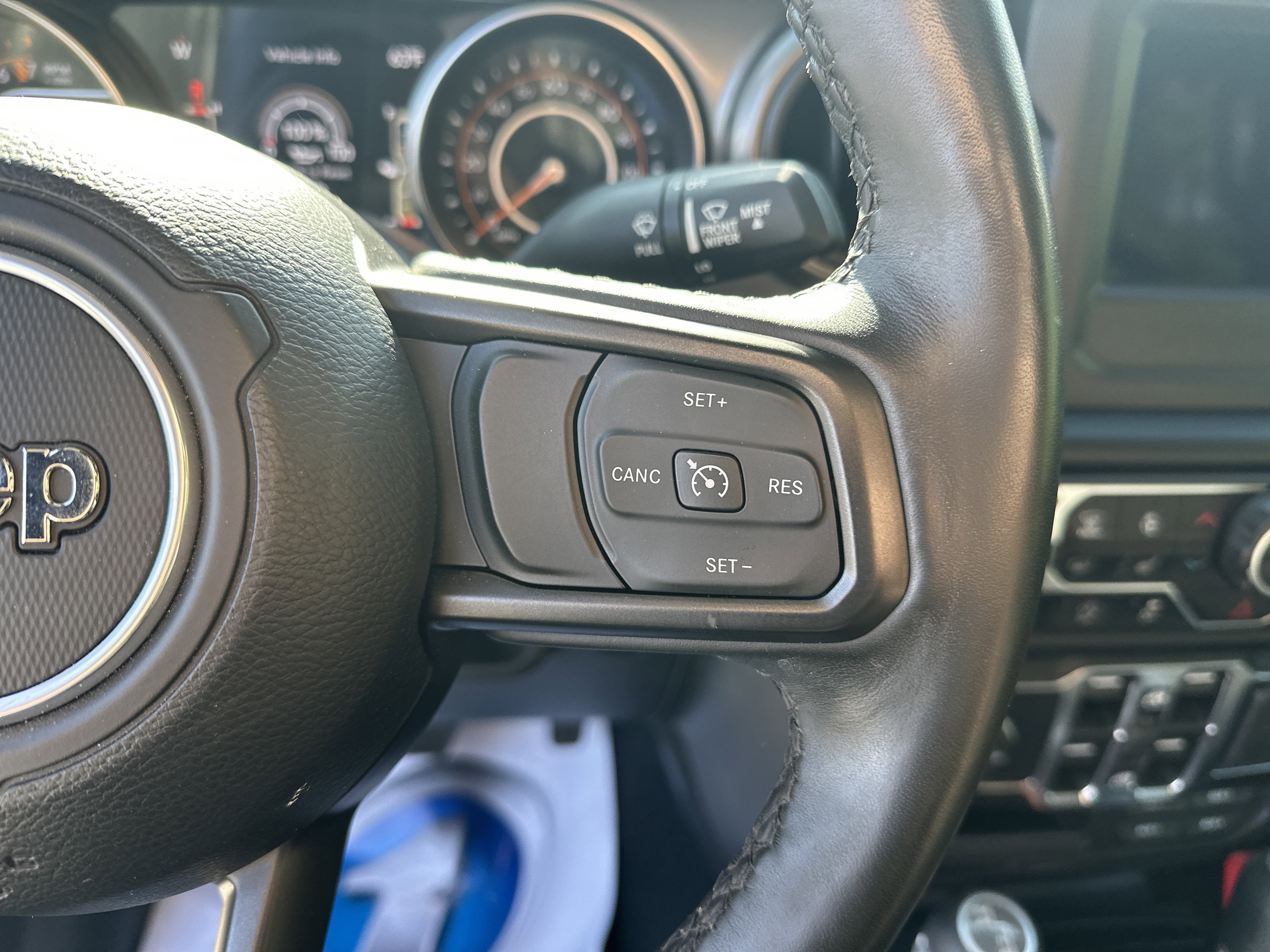 Used 2022 Jeep Gladiator Sport AWD/4WD image 20