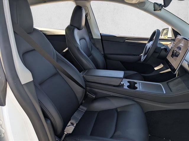 Used 2025 Tesla Model Y Performance AWD/4WD image 17