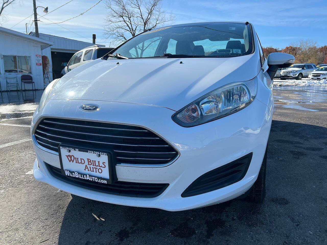 Used 2016 Ford Fiesta SE FWD image 2