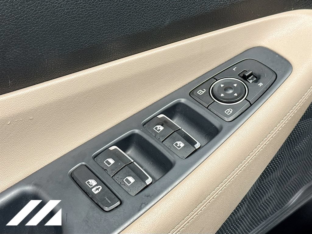 Used 2022 Hyundai Santa Fe SEL AWD/4WD image 19