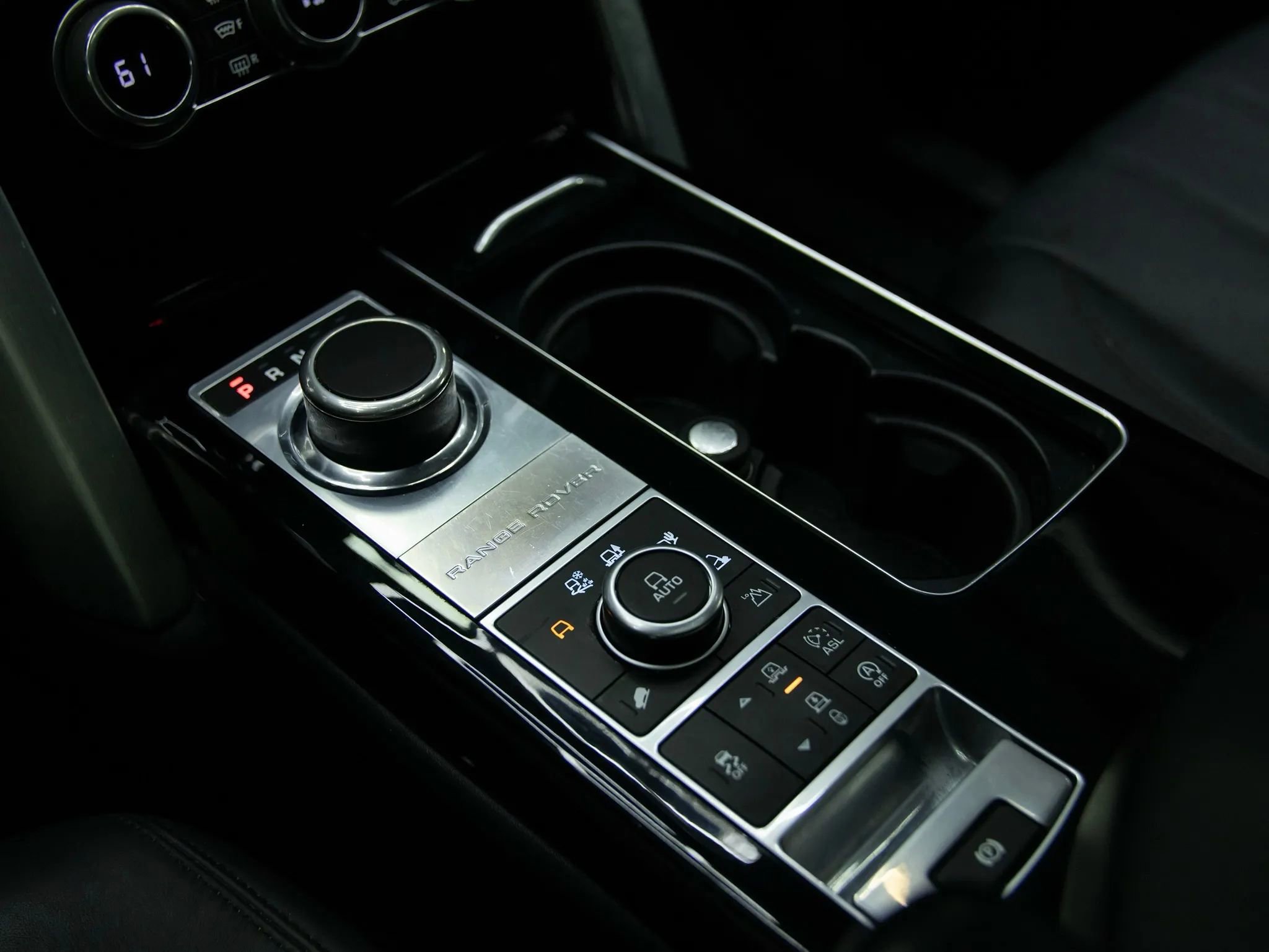 Used 2015 Land Rover Range Rover Supercharged image 34