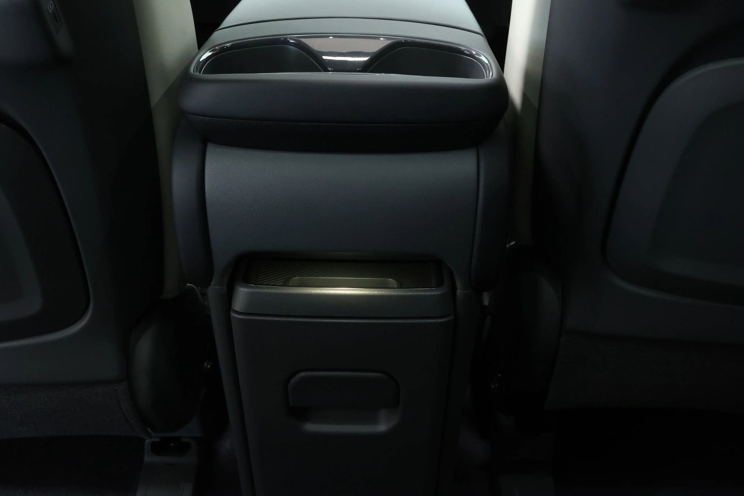 Used 2024 Kia EV9 GT-Line image 70