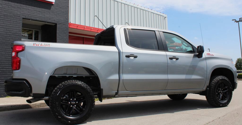 Used 2025 Chevrolet Silverado 1500 Custom Trail Boss AWD/4WD image 12