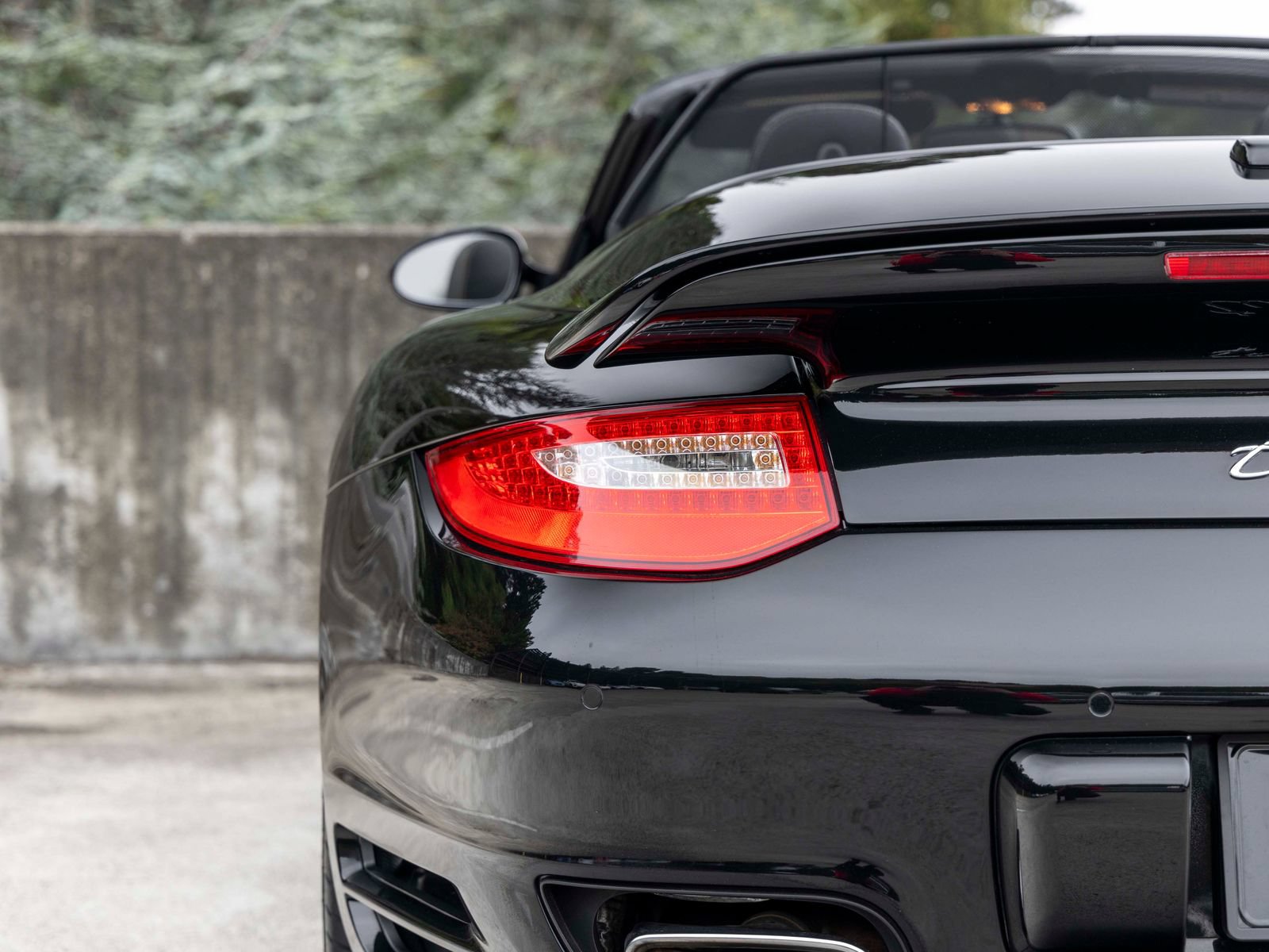 Used 2011 Porsche 911 Turbo S AWD/4WD image 24