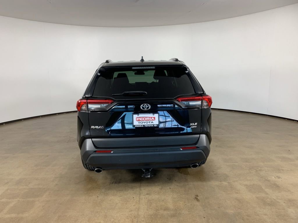 Used 2022 Toyota RAV4 XLE image 9