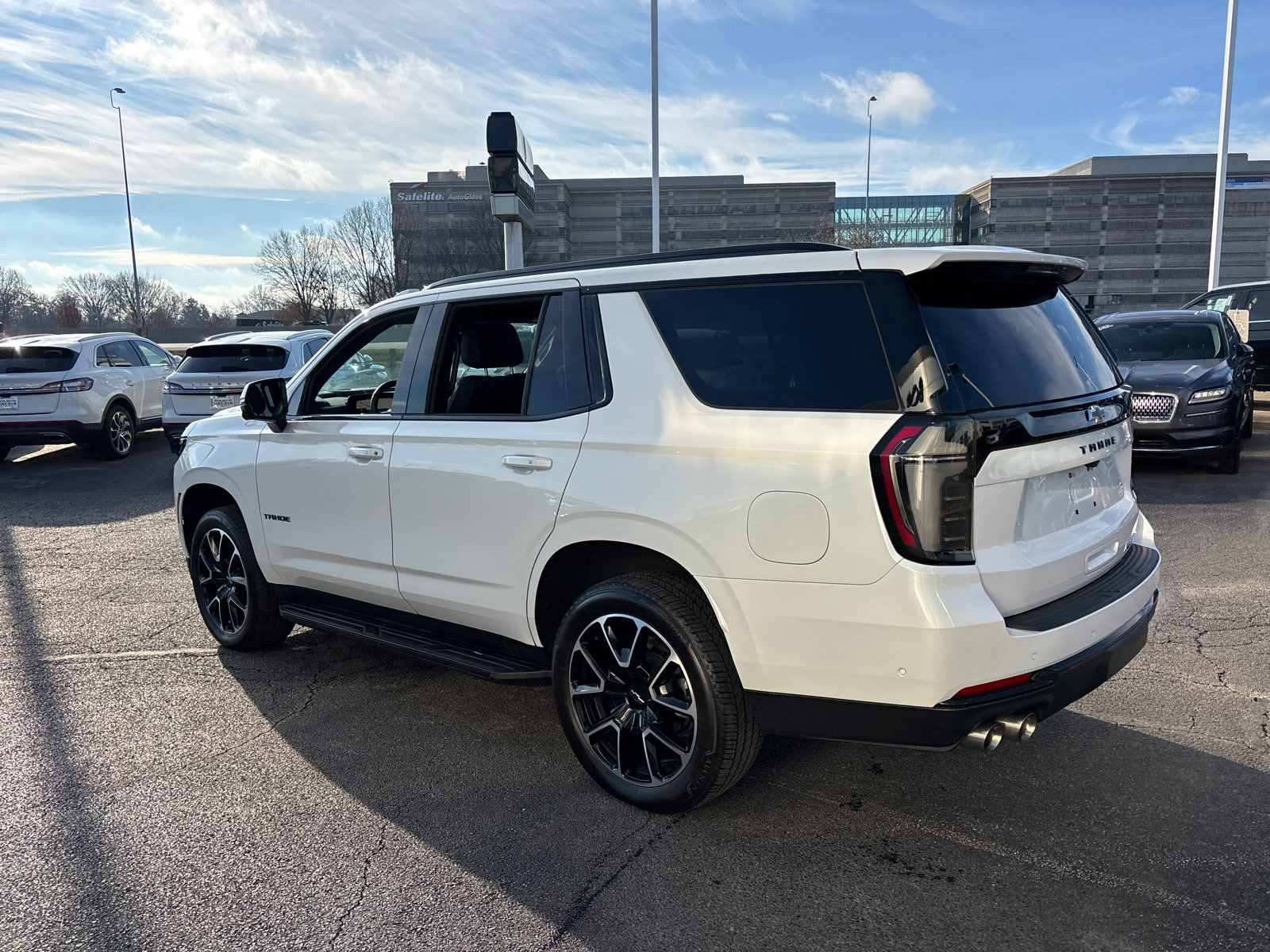 Used 2025 Chevrolet Tahoe RST w/ Comfort Package image 5