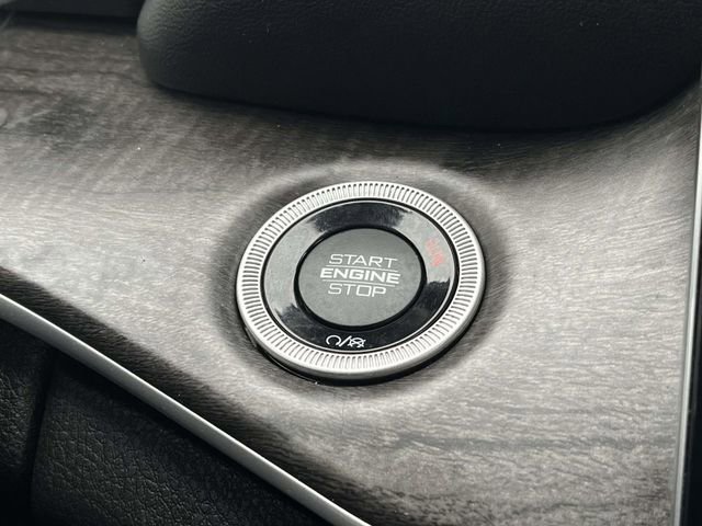 Used 2023 Jeep Grand Cherokee L Limited image 34