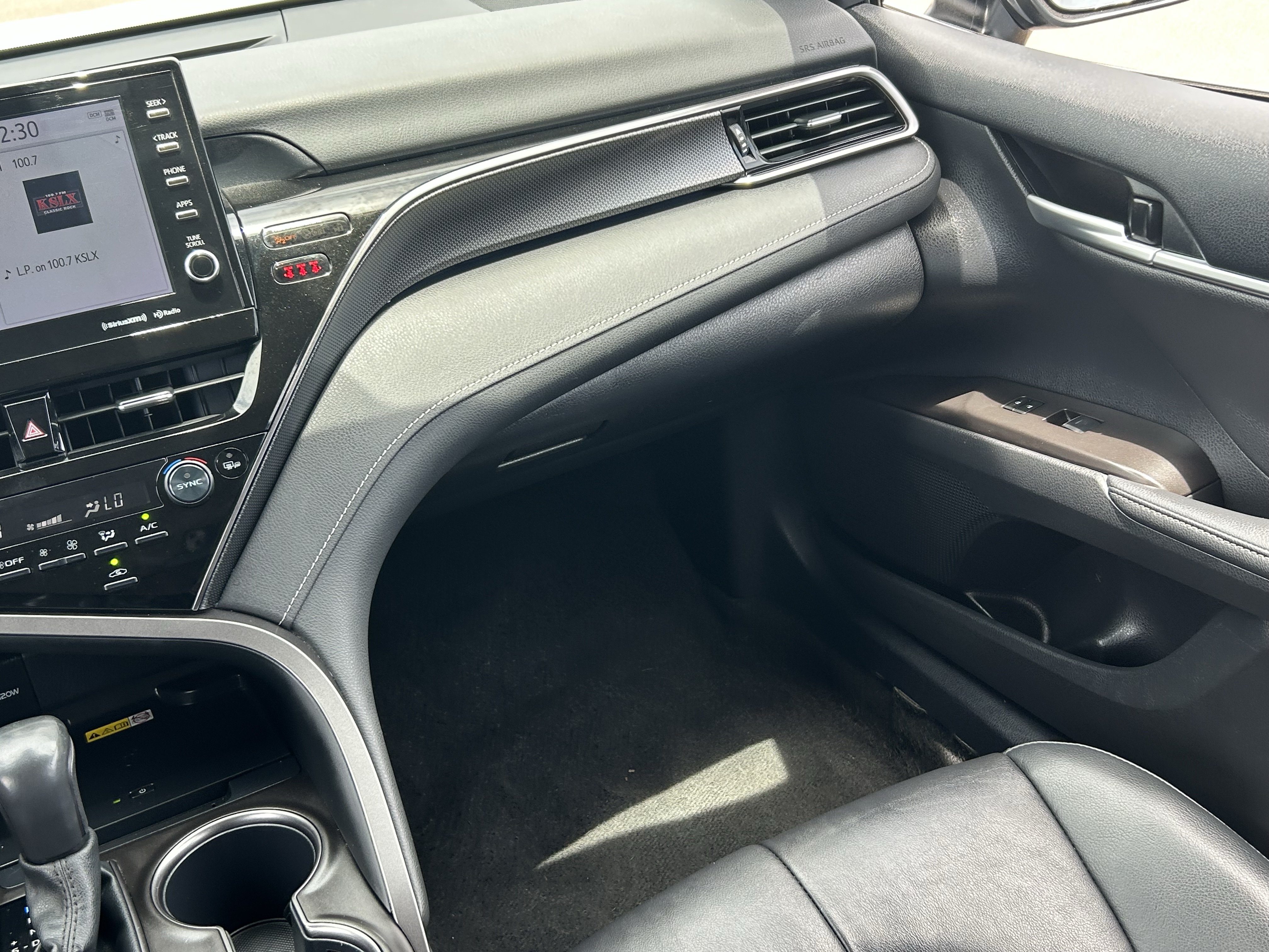 Used 2024 Toyota Camry XSE FWD image 18