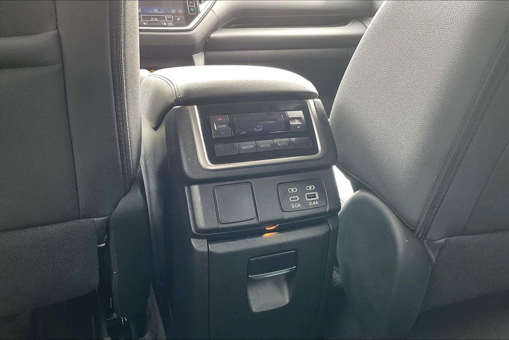 Certified 2025 Subaru Ascent Onyx Edition image 40