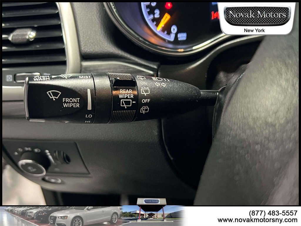 Used 2022 Jeep Grand Cherokee Laredo X image 21