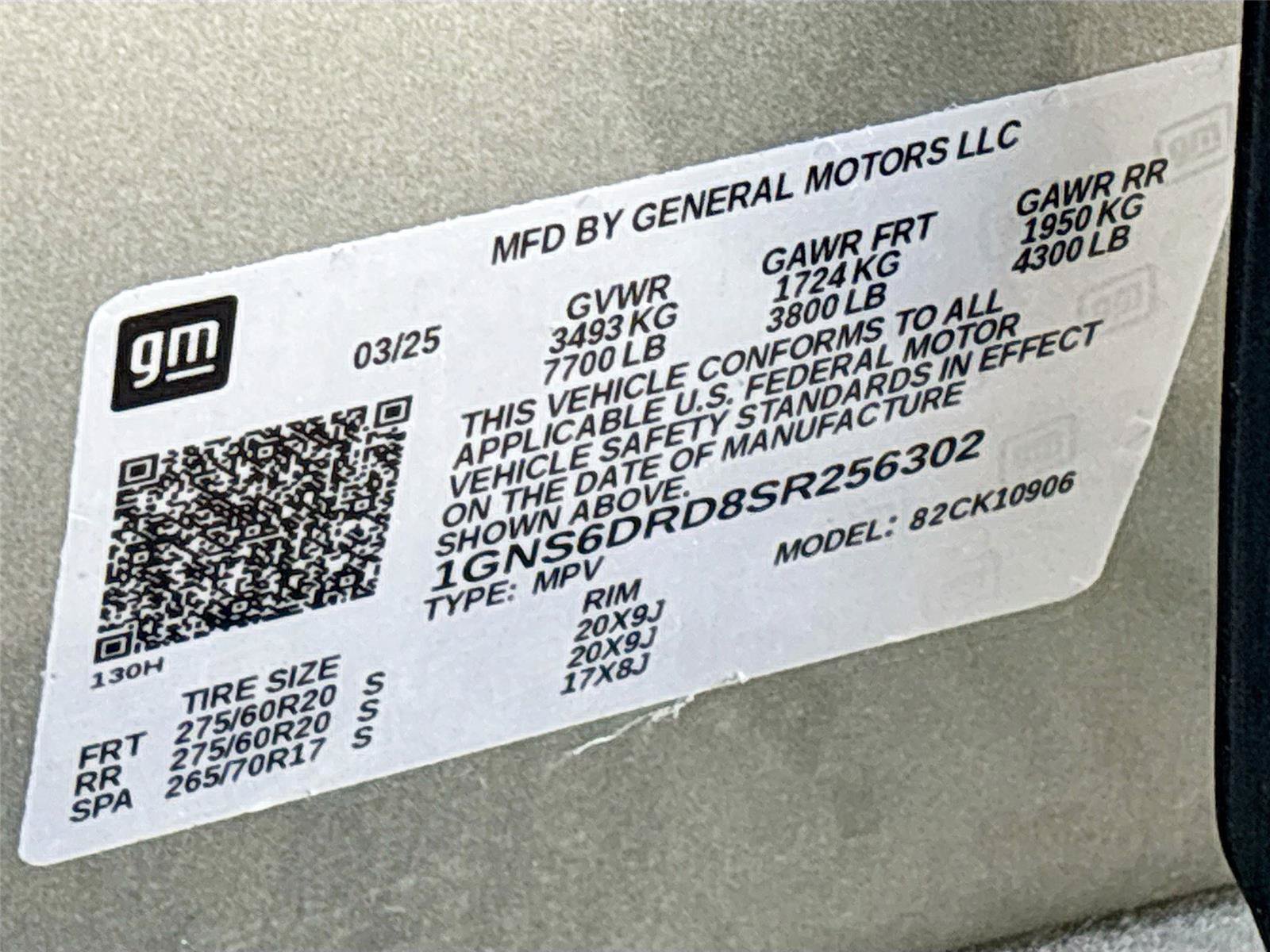 Used 2025 Chevrolet Suburban Z71 AWD/4WD image 28