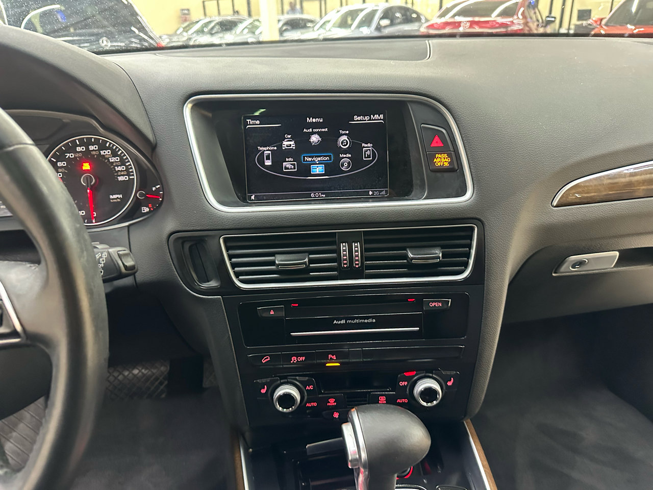 Used 2017 Audi Q5 2.0T Premium image 25