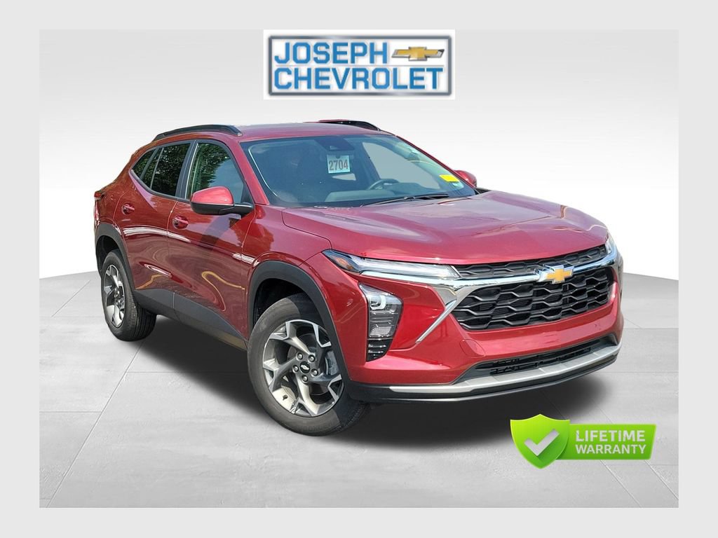 Used 2025 Chevrolet Trax LT w/ Driver Confidence Package FWD 360° Tour