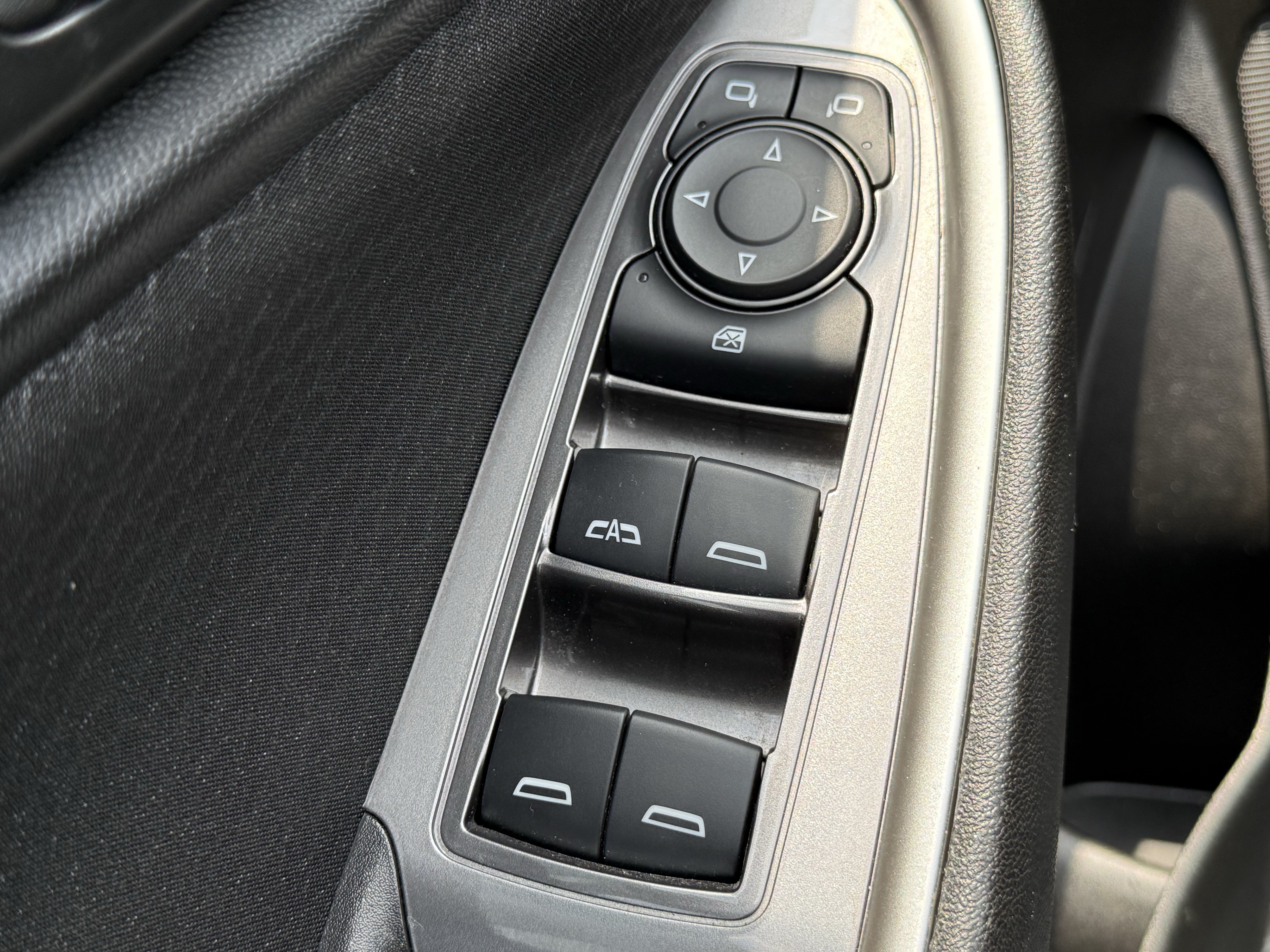 Used 2023 Chevrolet Malibu LT FWD image 15