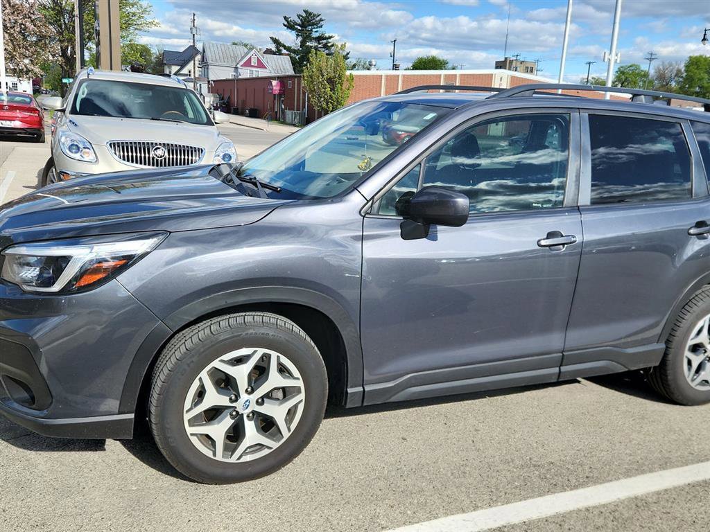 Used 2021 Subaru Forester Premium AWD/4WD image 8