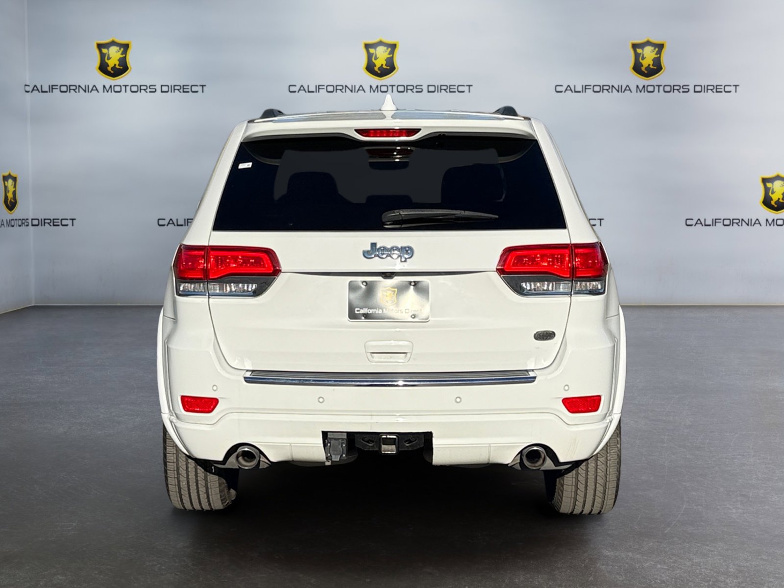Used 2018 Jeep Grand Cherokee Overland RWD image 4