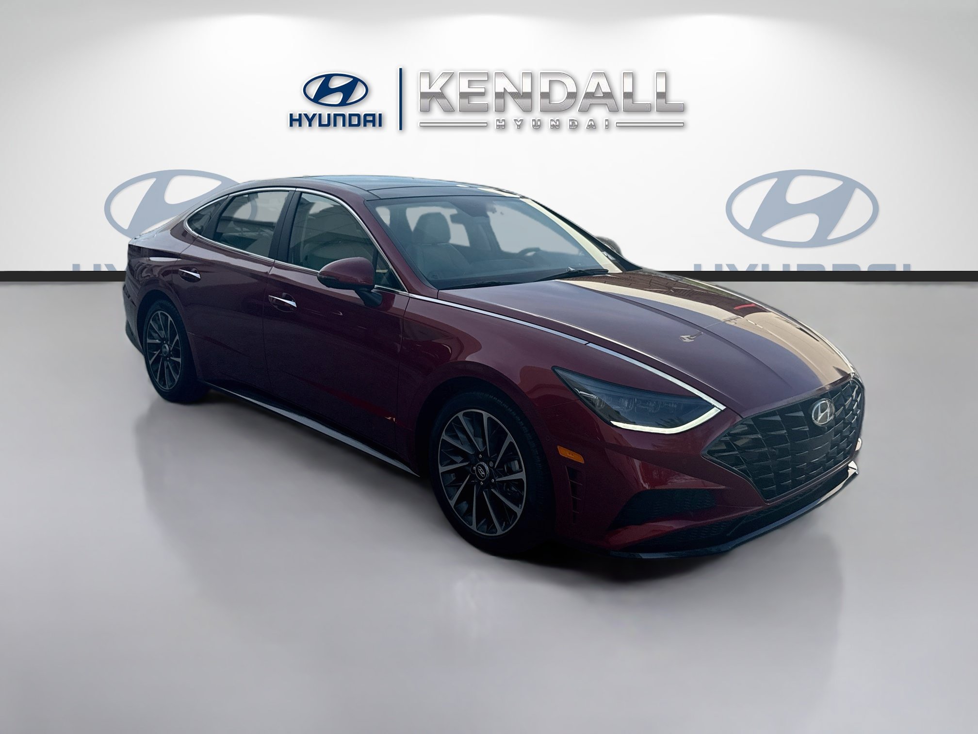 Used 2023 Hyundai Sonata Limited w/ Cargo Package FWD image 1